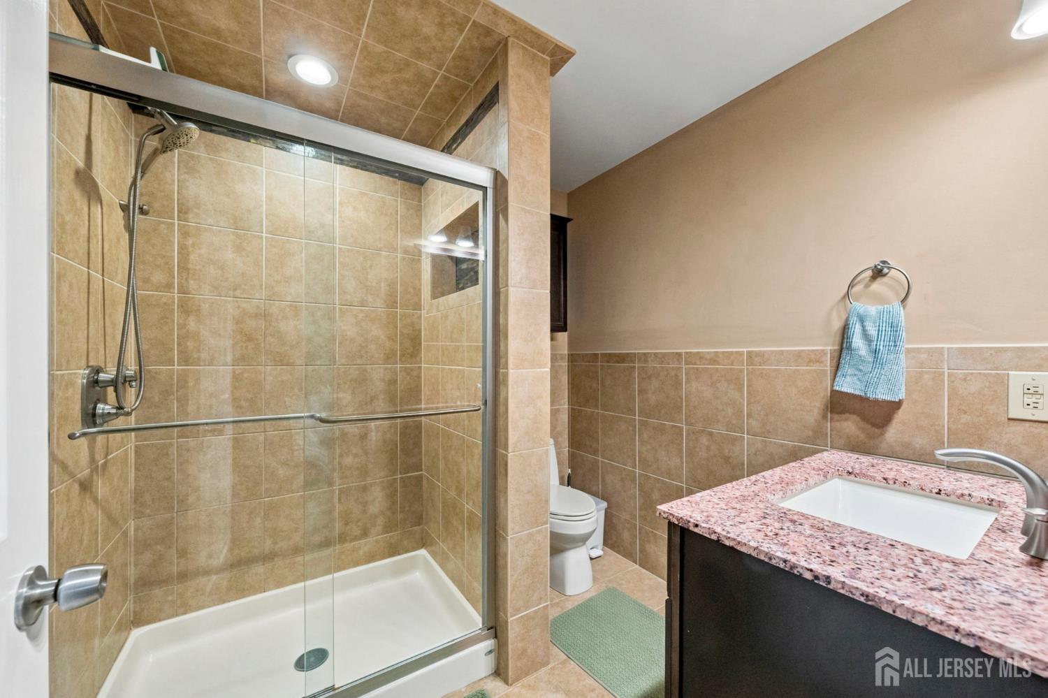 6 Sherry Road East Brunswick NJ 08816