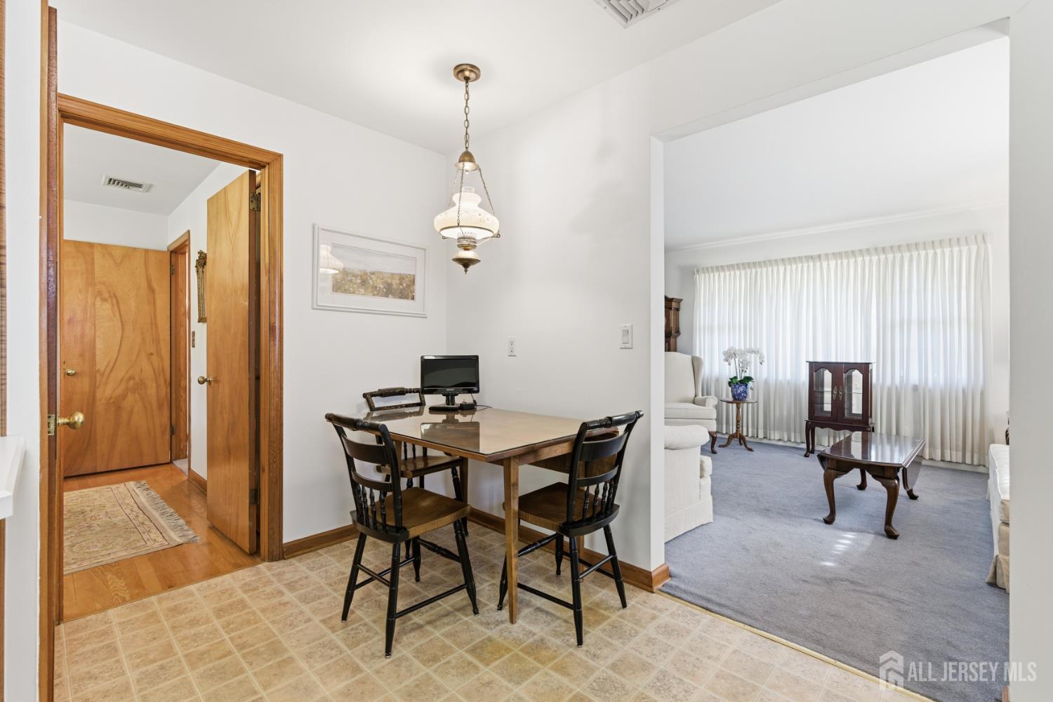 35 Lee Avenue Sayreville NJ 08879