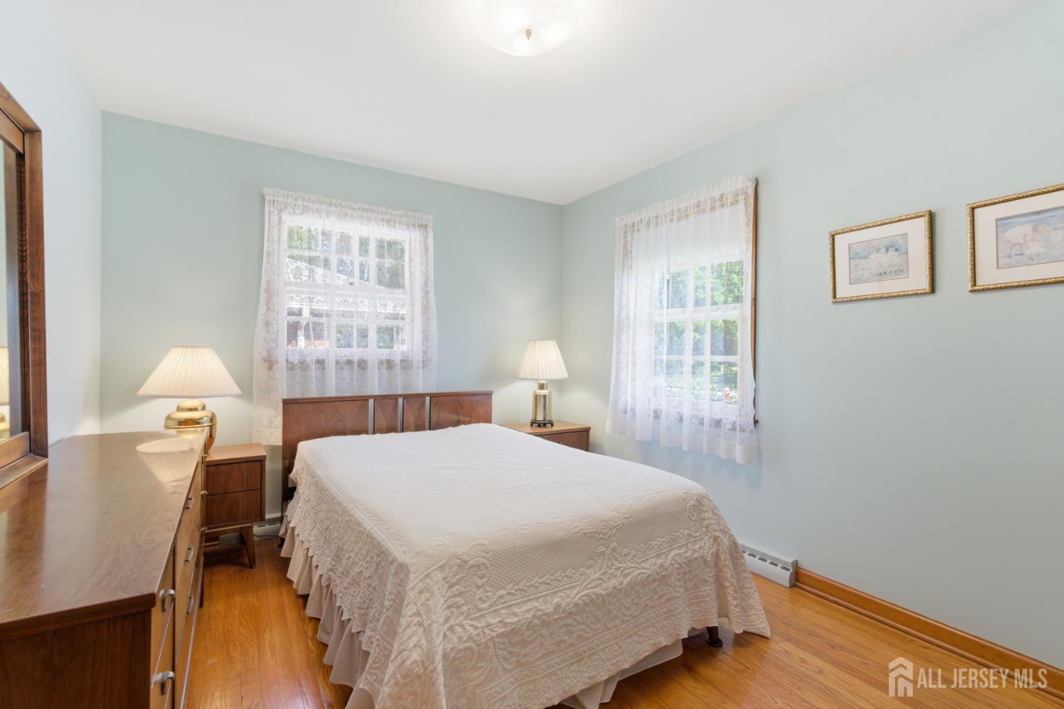 35 Lee Avenue Sayreville NJ 08879