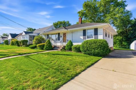 35 Lee Avenue Sayreville NJ 08879