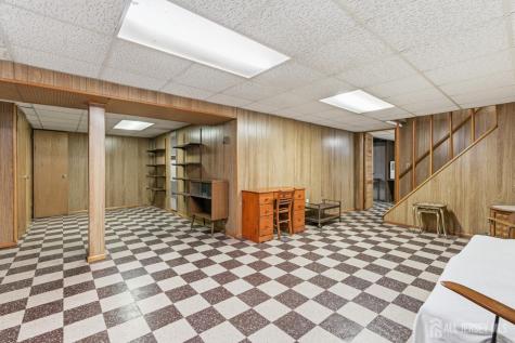 35 Lee Avenue Sayreville NJ 08879