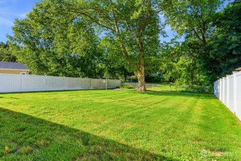 35 Lee Avenue Sayreville NJ 08879