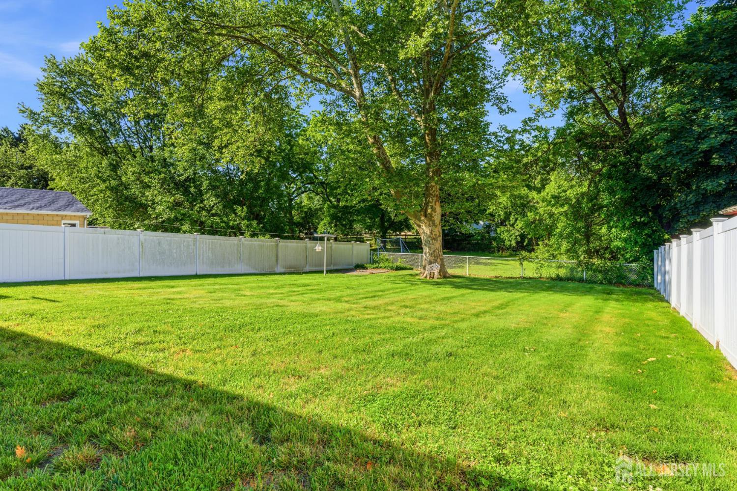 35 Lee Avenue Sayreville NJ 08879