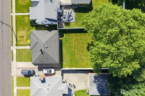 35 Lee Avenue Sayreville NJ 08879