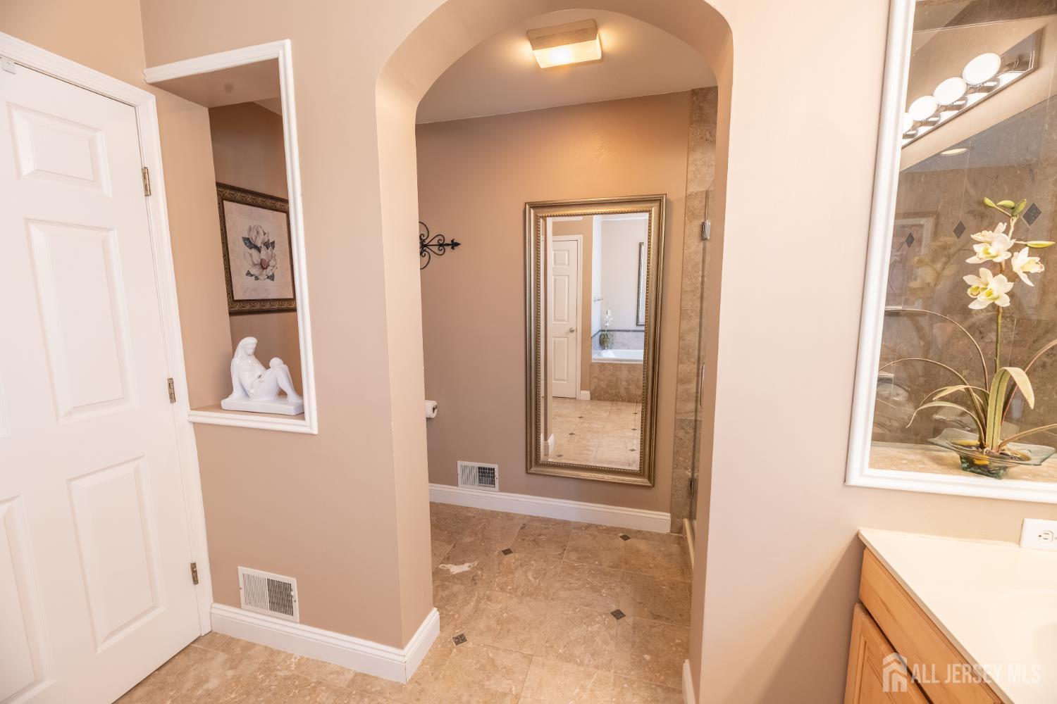 4 Winchester Court Old Bridge NJ 07747