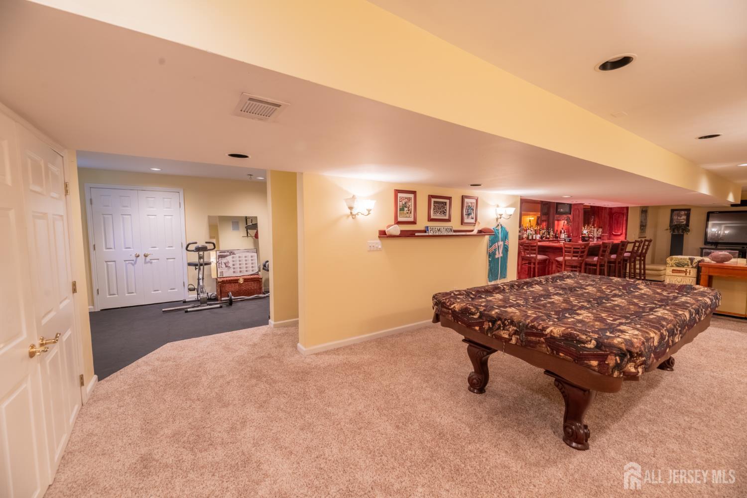 4 Winchester Court Old Bridge NJ 07747