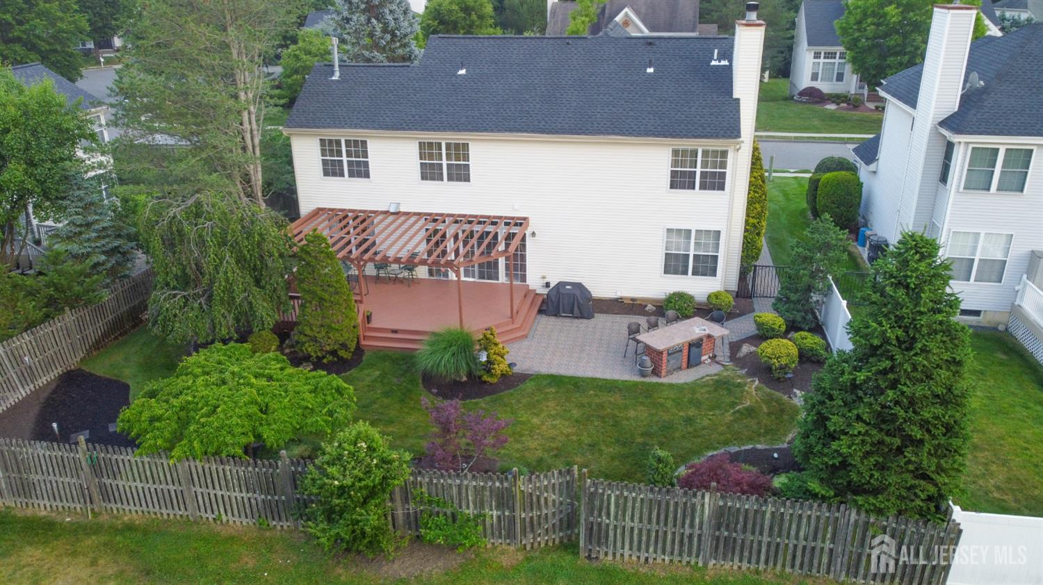 4 Winchester Court Old Bridge NJ 07747
