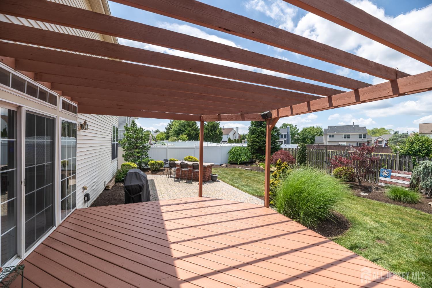 4 Winchester Court Old Bridge NJ 07747