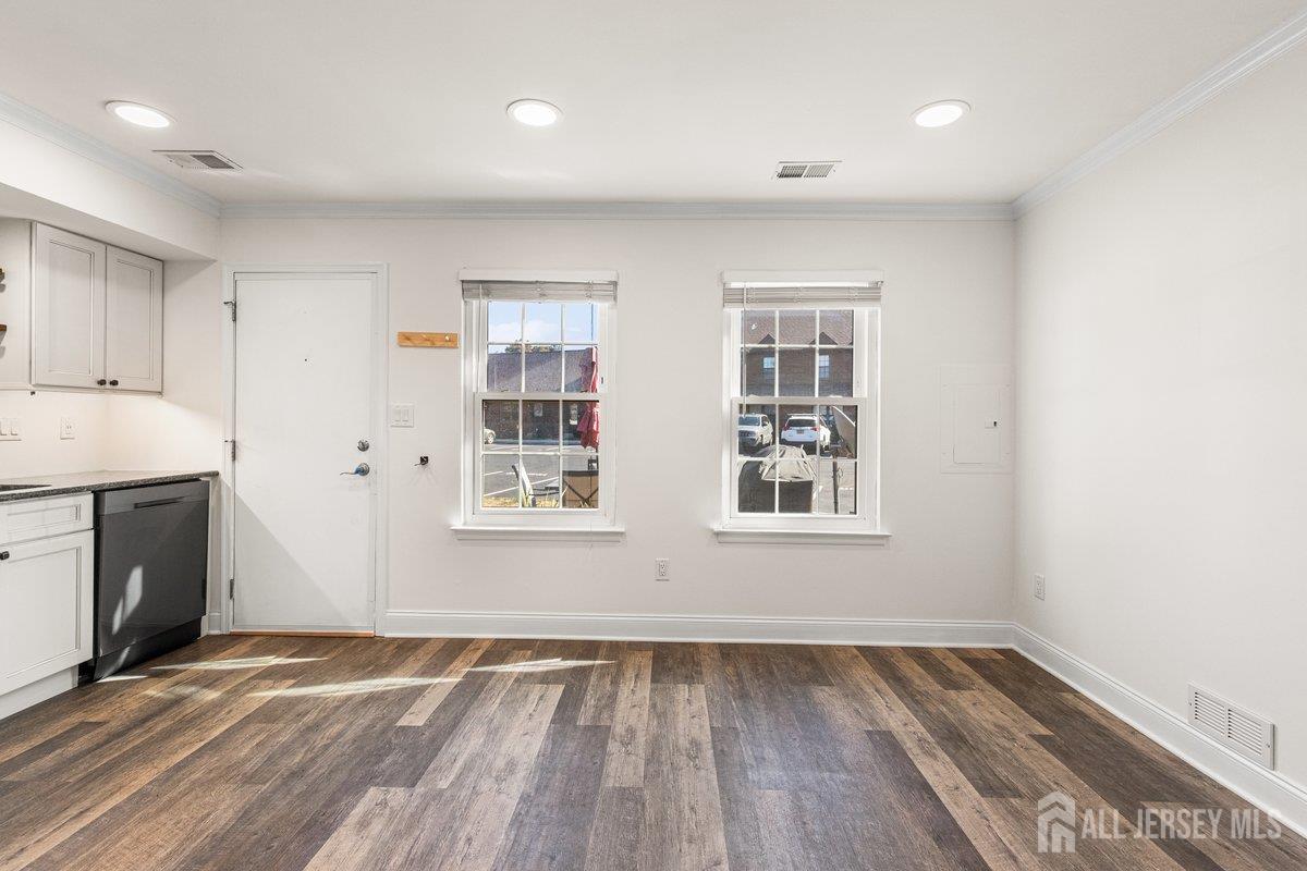 20 Quail Run Drive Jamesburg NJ 08831