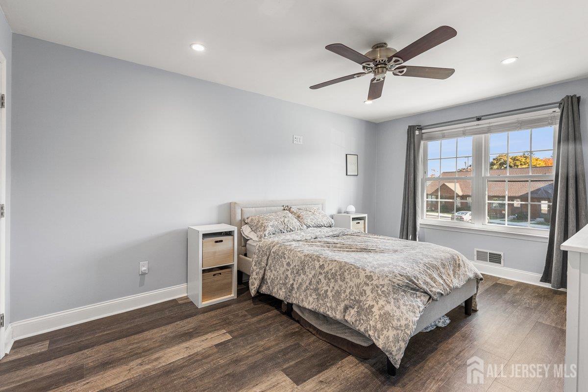 20 Quail Run Drive Jamesburg NJ 08831