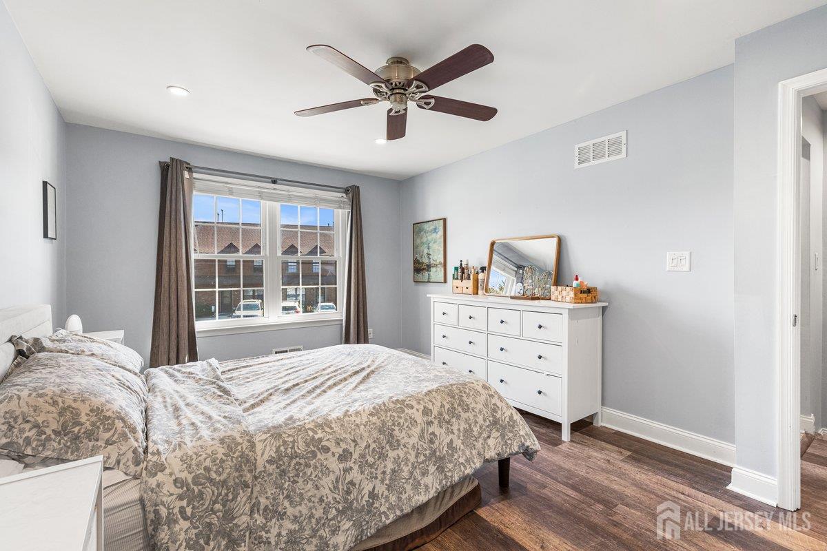 20 Quail Run Drive Jamesburg NJ 08831