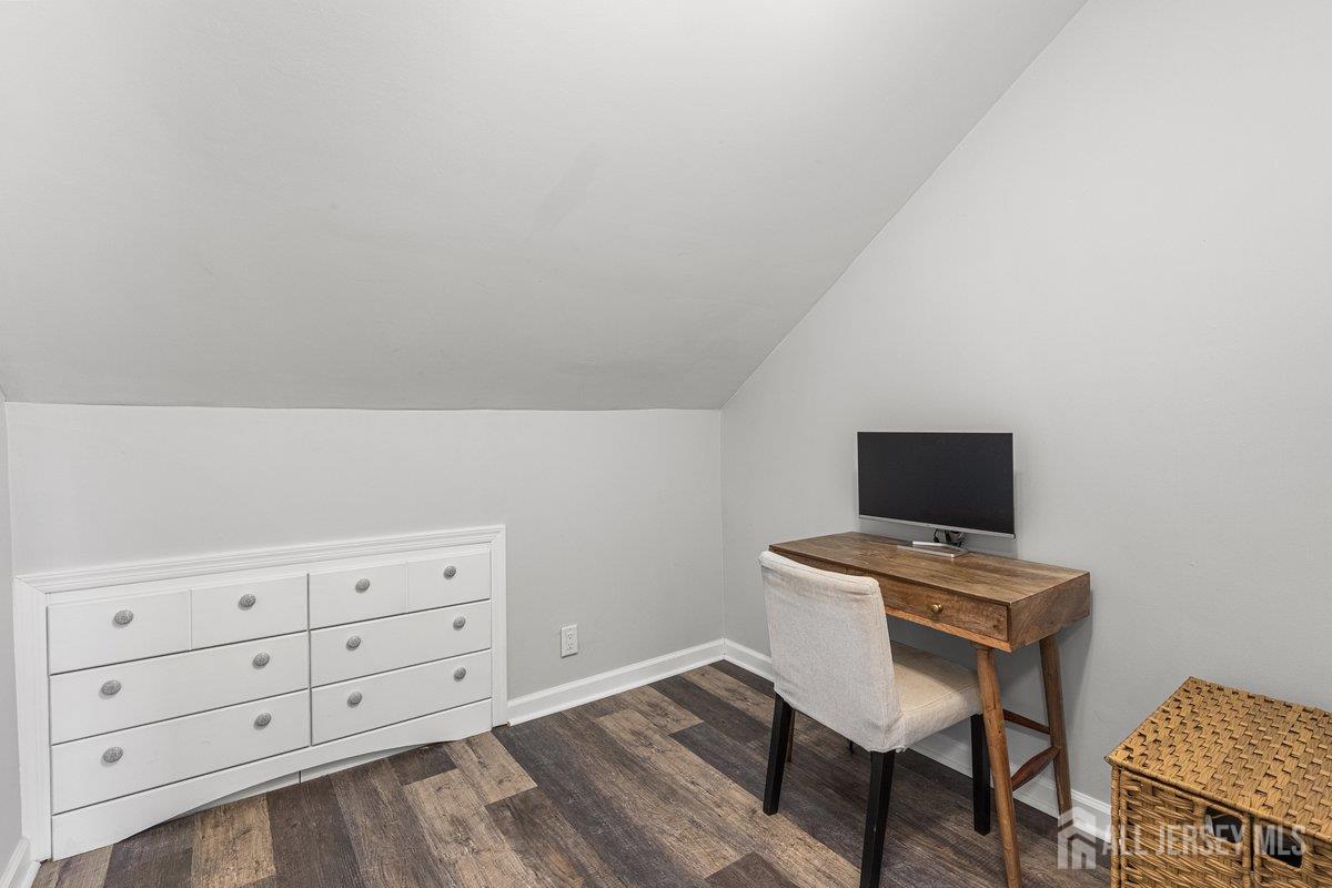 20 Quail Run Drive Jamesburg NJ 08831