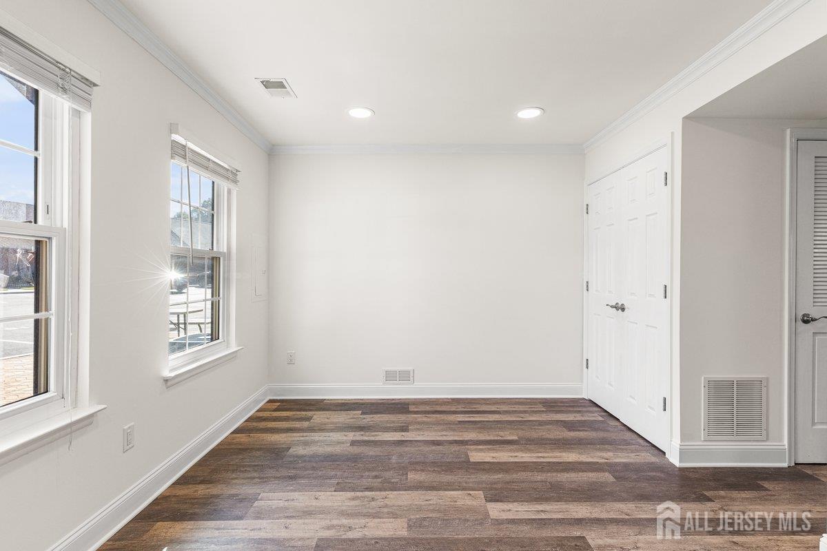 20 Quail Run Drive Jamesburg NJ 08831