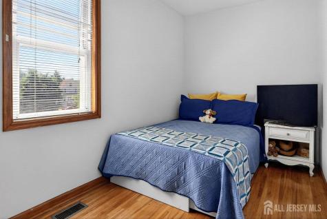 4 Jeanette Street Carteret NJ 07008