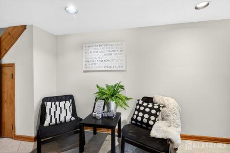 4 Jeanette Street Carteret NJ 07008