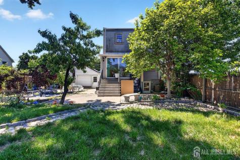4 Jeanette Street Carteret NJ 07008