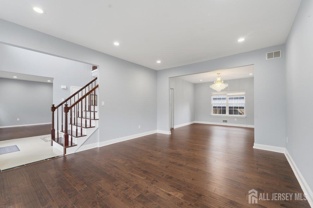 506 Jarrard Street Piscataway NJ 08854