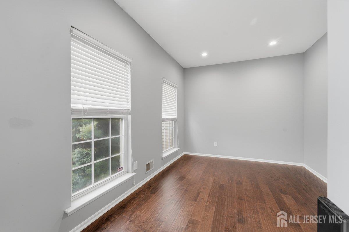 506 Jarrard Street Piscataway NJ 08854