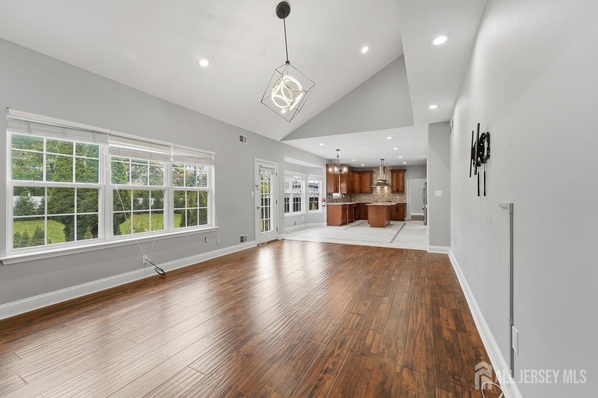 506 Jarrard Street Piscataway NJ 08854