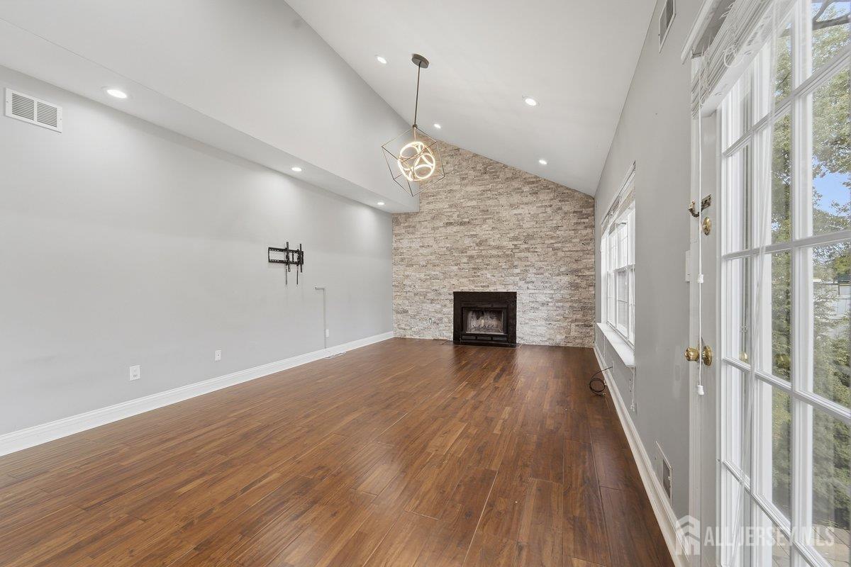 506 Jarrard Street Piscataway NJ 08854
