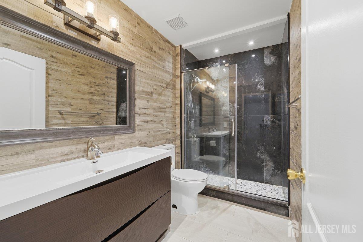 506 Jarrard Street Piscataway NJ 08854
