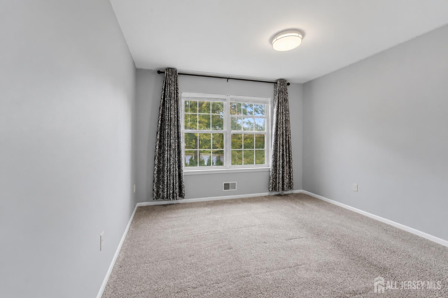506 Jarrard Street Piscataway NJ 08854