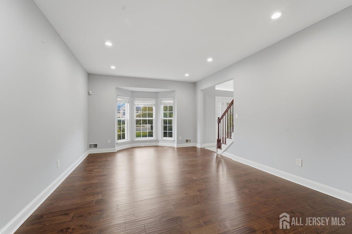 506 Jarrard Street Piscataway NJ 08854