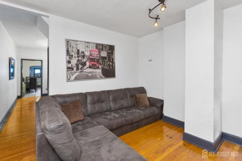156 Washington Street Trenton NJ 08611