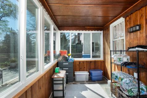 32 Robins Place Metuchen NJ 08840