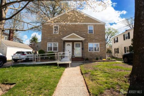 32 Robins Place Metuchen NJ 08840