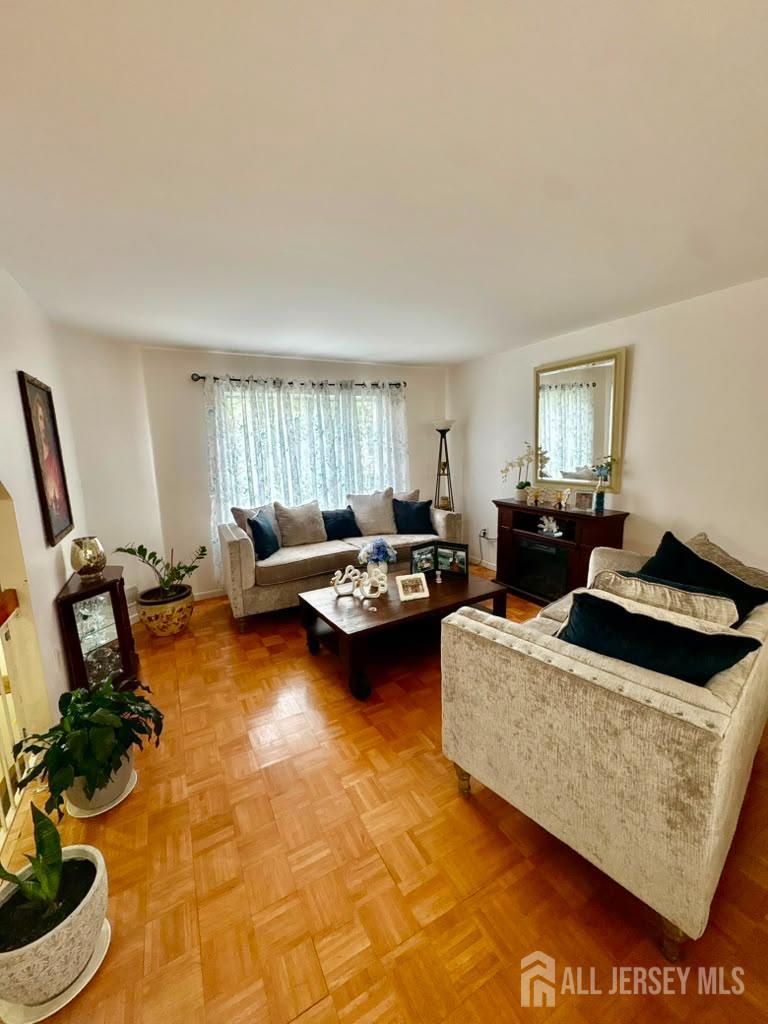 402 Holly Drive Perth Amboy NJ 08861