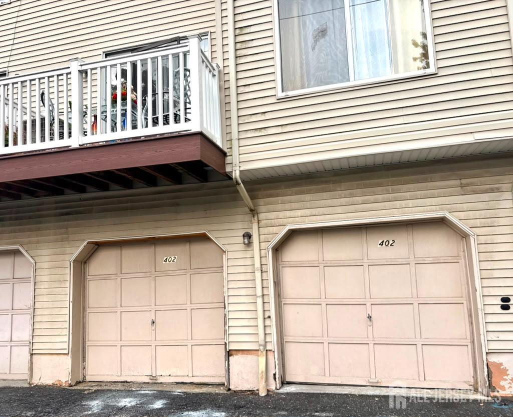 402 Holly Drive Perth Amboy NJ 08861