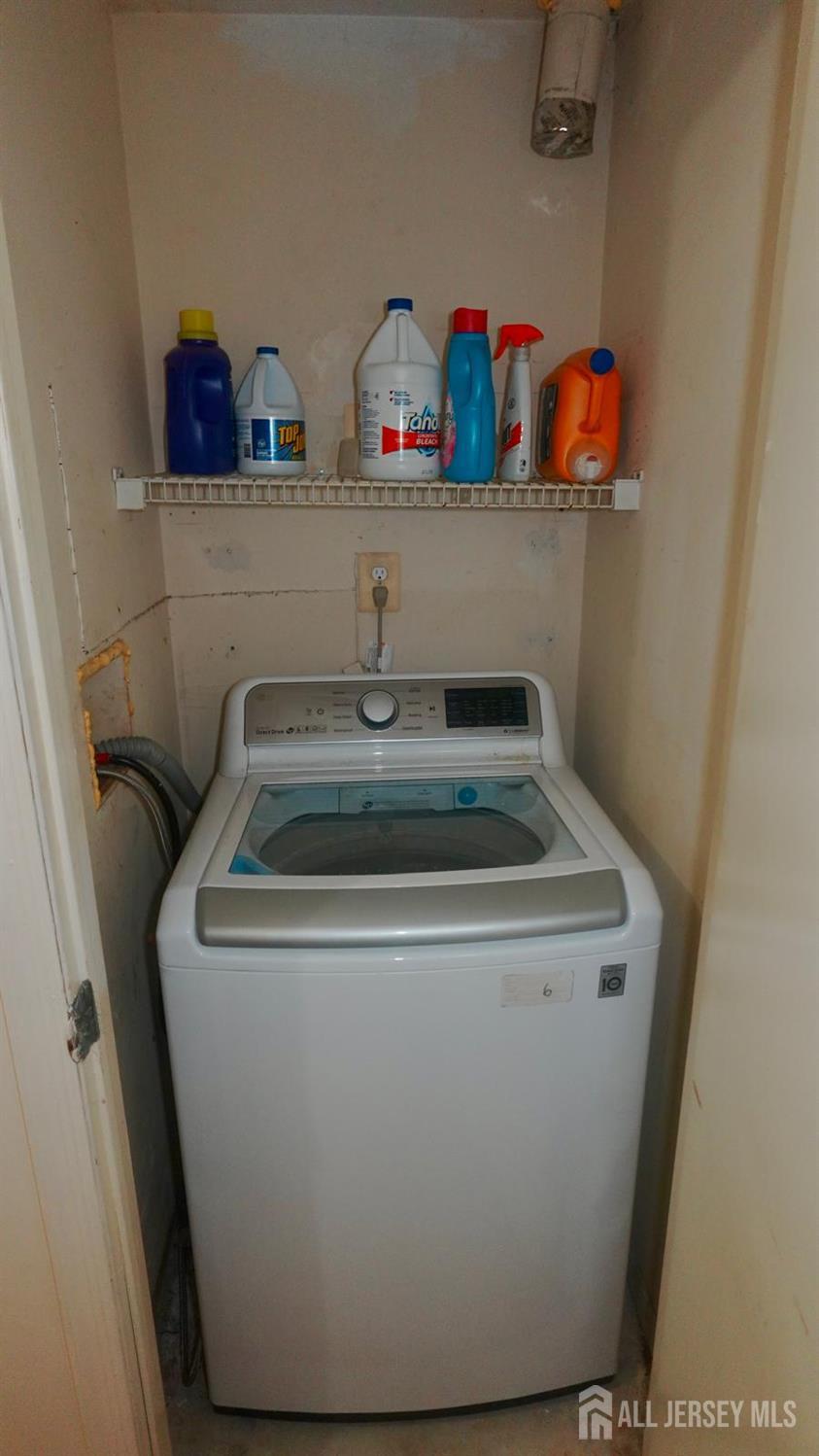 402 Holly Drive Perth Amboy NJ 08861