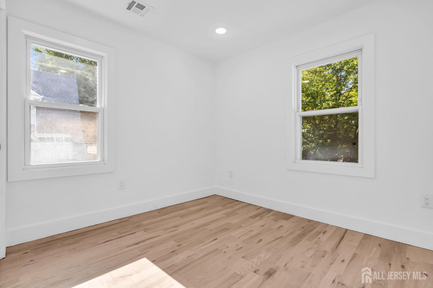 17 S Midland Avenue S Kearny NJ 07032