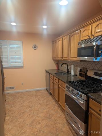 751 Rutherford Avenue Woodbridge Proper NJ 07095