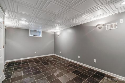 420 Decatur Avenue Middlesex NJ 08846