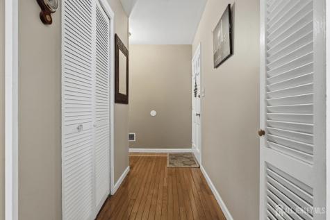 27 Summerall Road Franklin NJ 08873