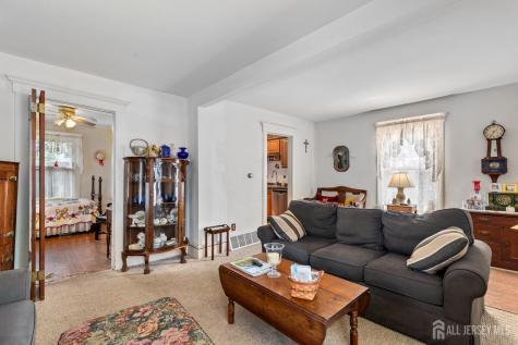 28 Wildwood Avenue Fords NJ 08863