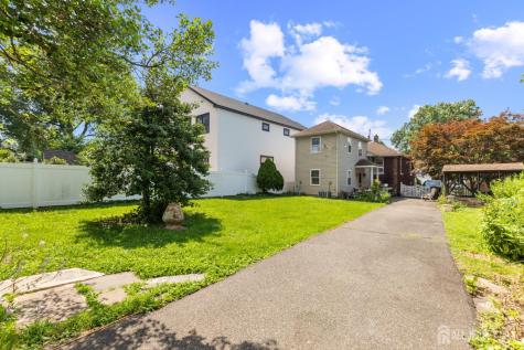 28 Wildwood Avenue Fords NJ 08863