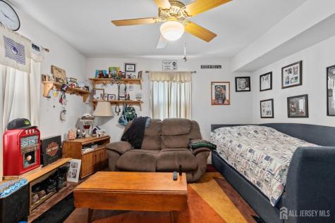 28 Wildwood Avenue Fords NJ 08863
