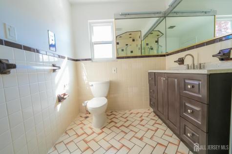 1308 Merrywood Drive Edison NJ 08817
