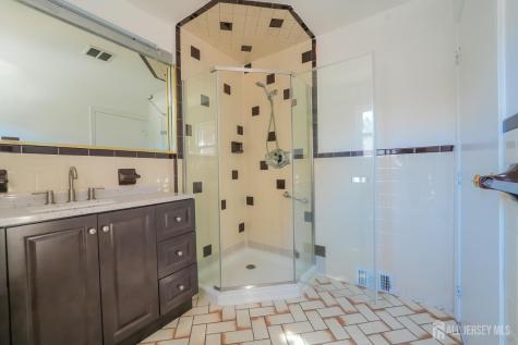1308 Merrywood Drive Edison NJ 08817