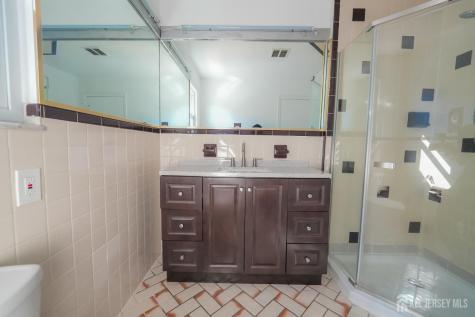 1308 Merrywood Drive Edison NJ 08817
