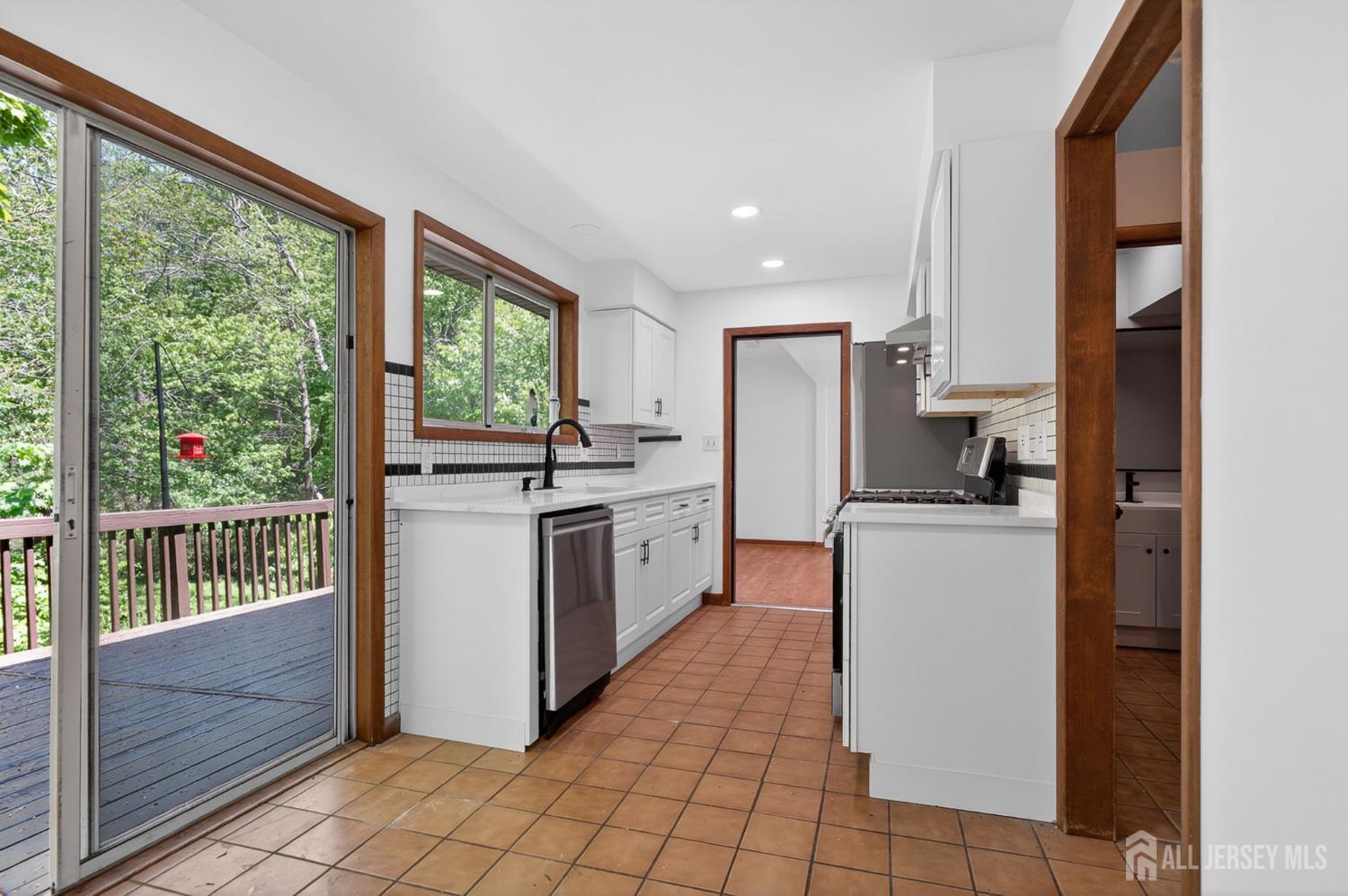 49 Morton Avenue Monroe NJ 08831