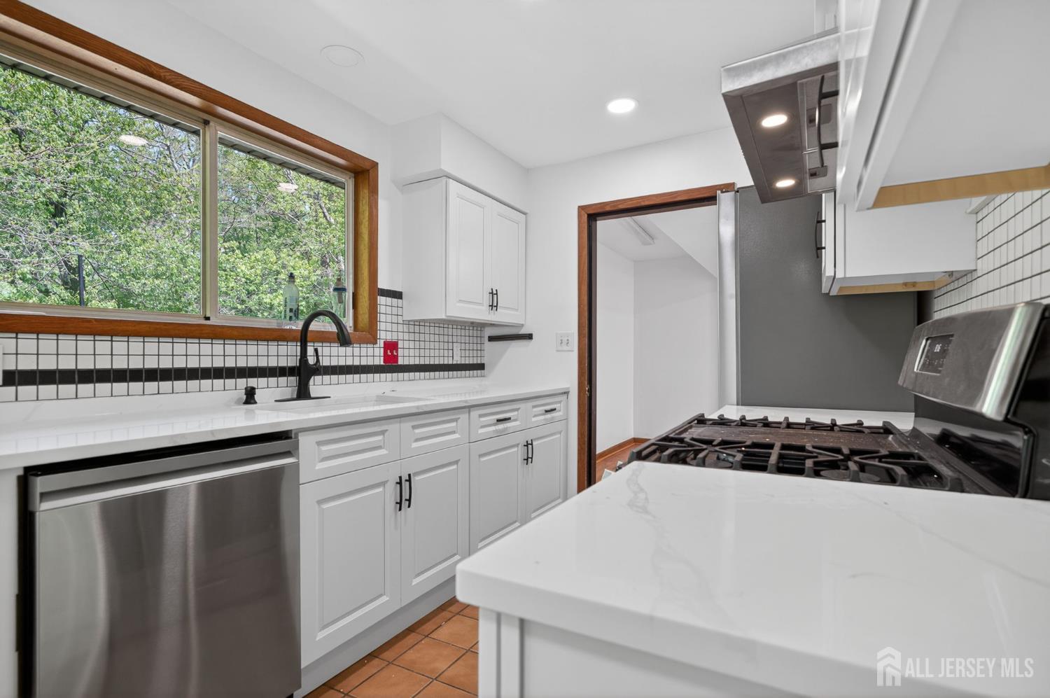 49 Morton Avenue Monroe NJ 08831