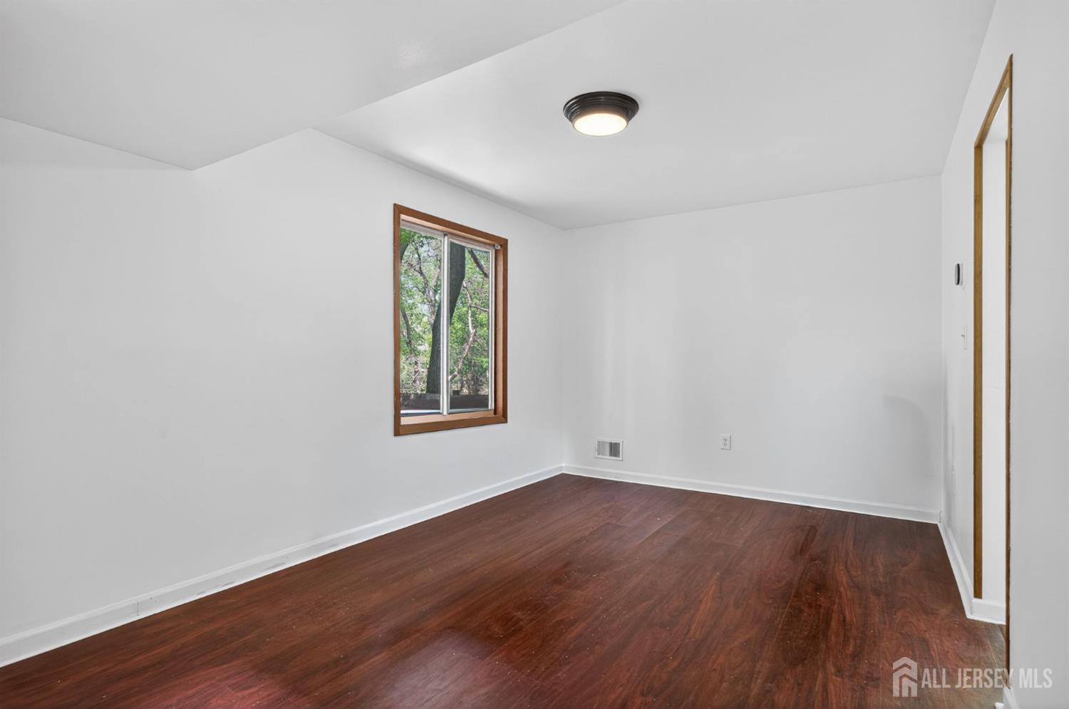 49 Morton Avenue Monroe NJ 08831