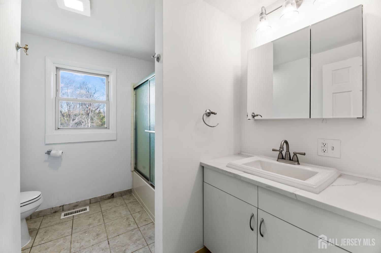 235-B Dayton Road Jamesburg NJ 08831