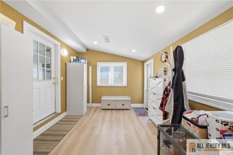47 Kendall Drive Sayreville NJ 08859