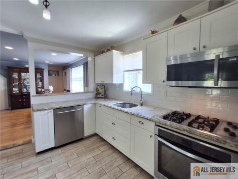 47 Kendall Drive Sayreville NJ 08859