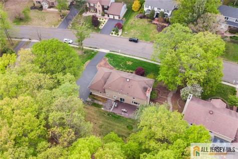 12 Woodgate Drive South Brunswick NJ 08852